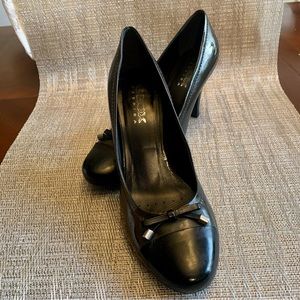 Women’s Geox Respira Pumps/Heels Size 9